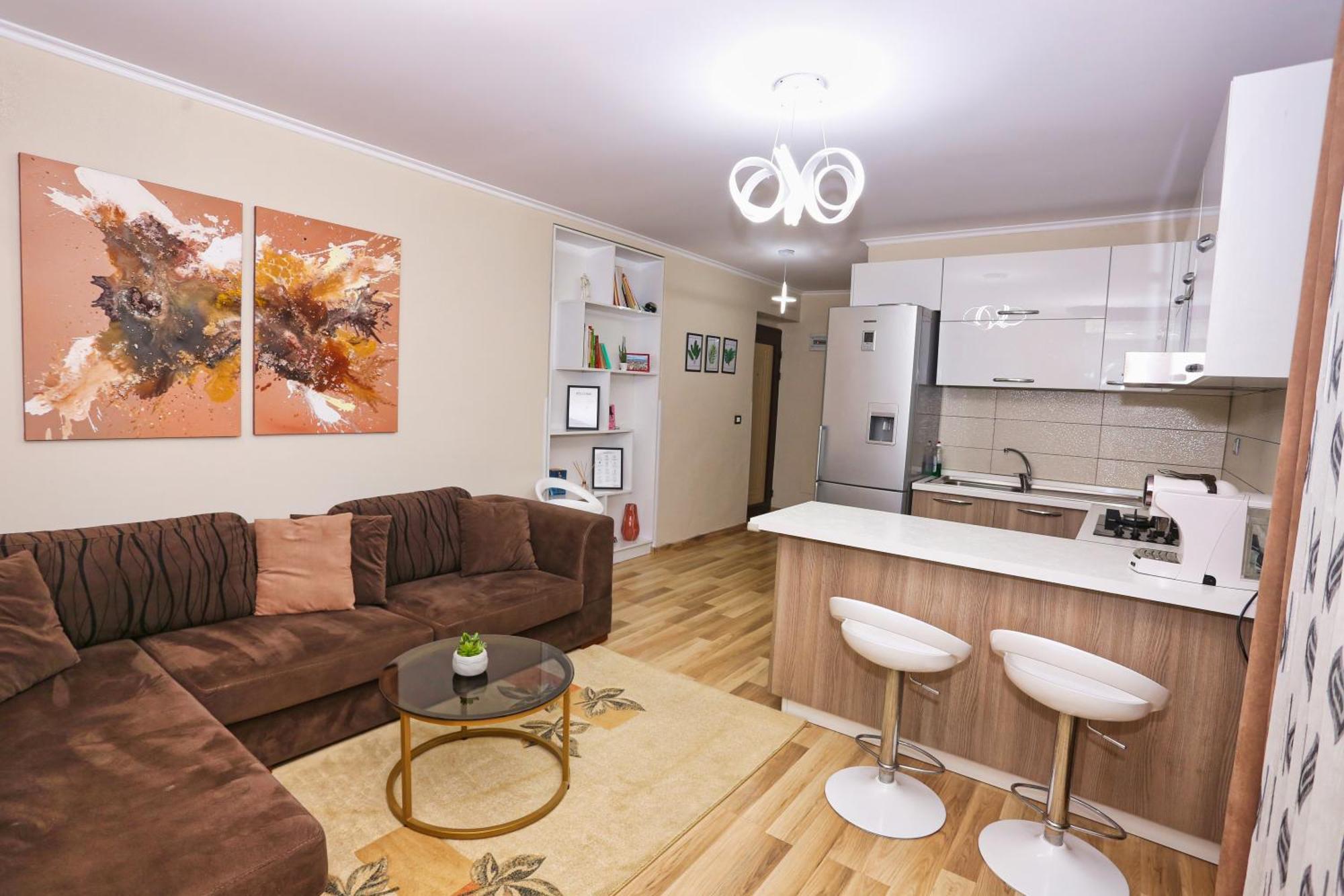 R&B City Center Apartment Тирана Екстериор снимка